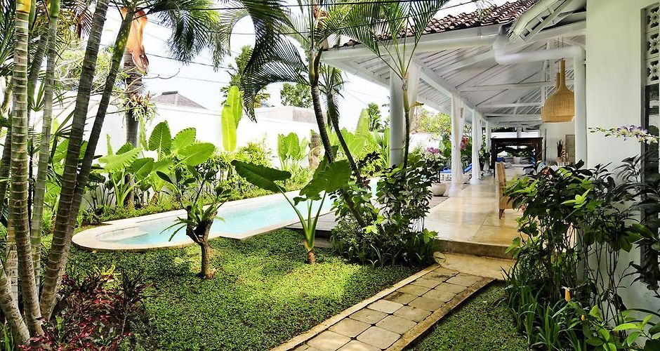 Hotel Villa Jolanda Seminyak Bali